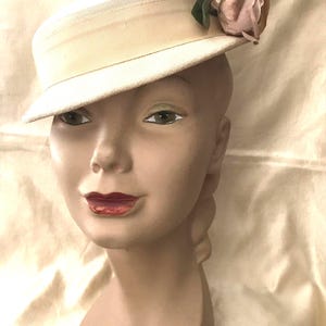 Little Pale Pink Hat • 1940’s -50’s Pillbox Hat • Early 50’s Hat Fashion