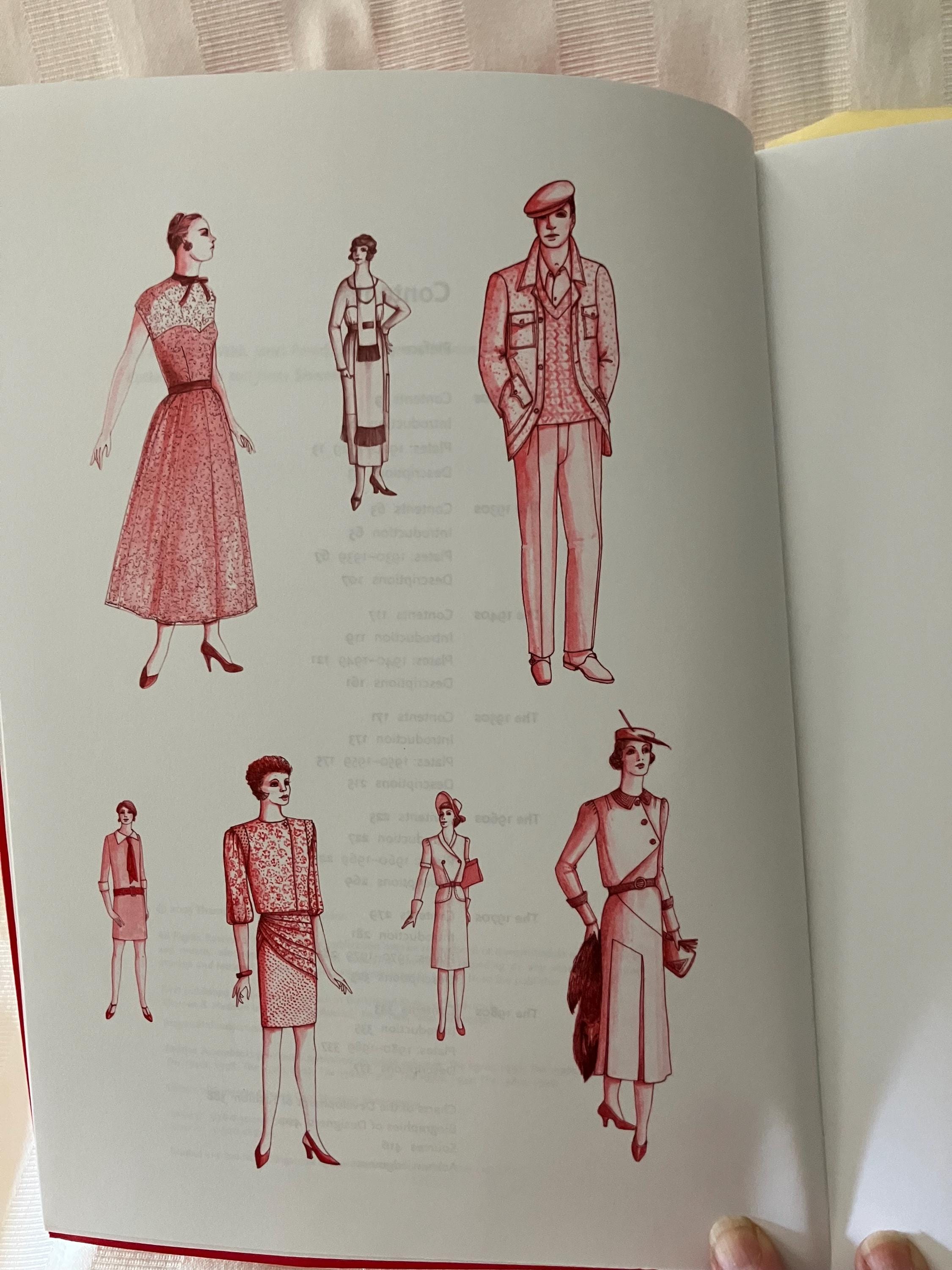 The Complete Fashion Sourcebook• Fashion Reference Book• John