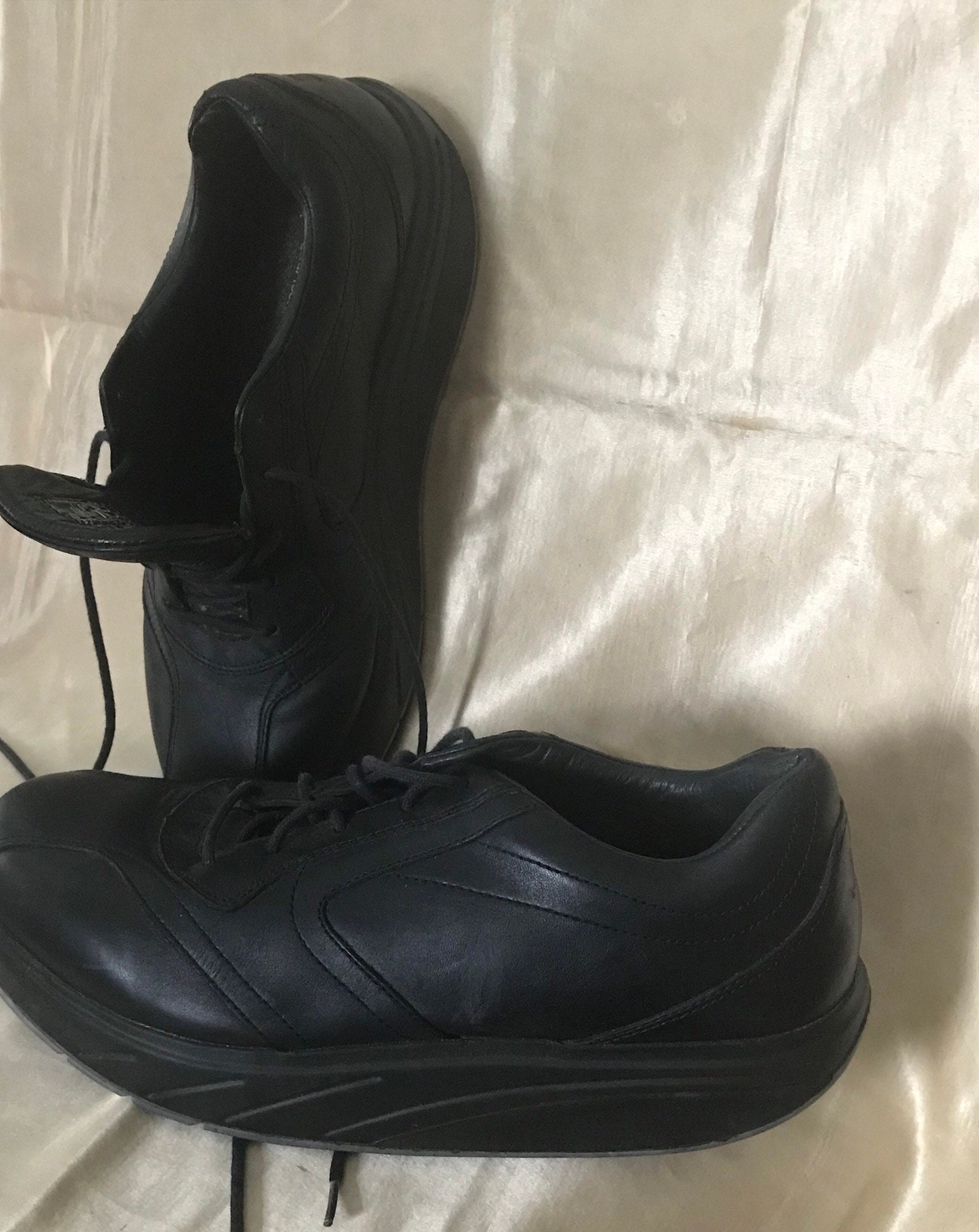Mængde af Fristelse skraber MBT Shoes Black Leather MBT Balance Shoe - Etsy