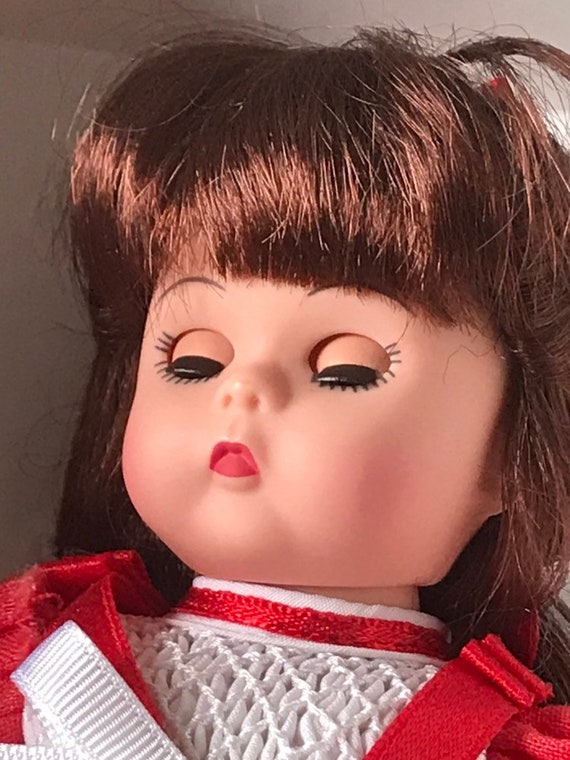 Vintage Madame Alexander Doll /8” Collectible Madame Alexander