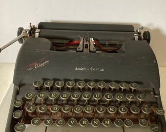 Vintage Smith ~Corona Typewriter • Clipper Smith Corona Typewriter • Collectible Antique Typewriter