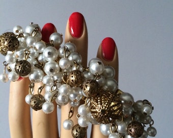 Expandable Pearl Bracelet /Costume Jewelry Bracelet / Wedding Jewelry / Wedding Accessory /