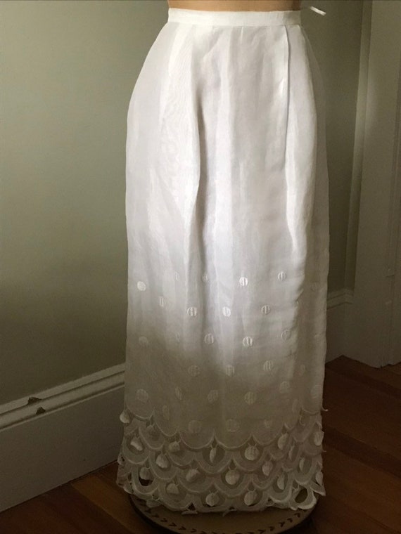 Women's Vintage Formal Skirt / White Cotton Organz