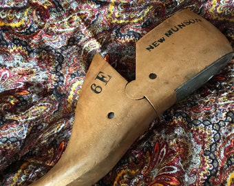 Vintage Wooden Shoe Form /1940&#39;s Wooden Shoe Makers Form / Fitz Bros. Branch, Nov. 1949, Size 6E, New Munson/ Shoe Designers Solid Wood Form