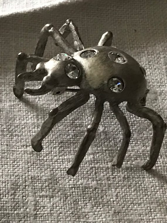 Tarantula Brooch • Spider Costume Jewelry Pin • Vi