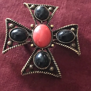 Vintage Maltese Cross Brooch• Vintage Jewelry • Vintage Cross Pin•