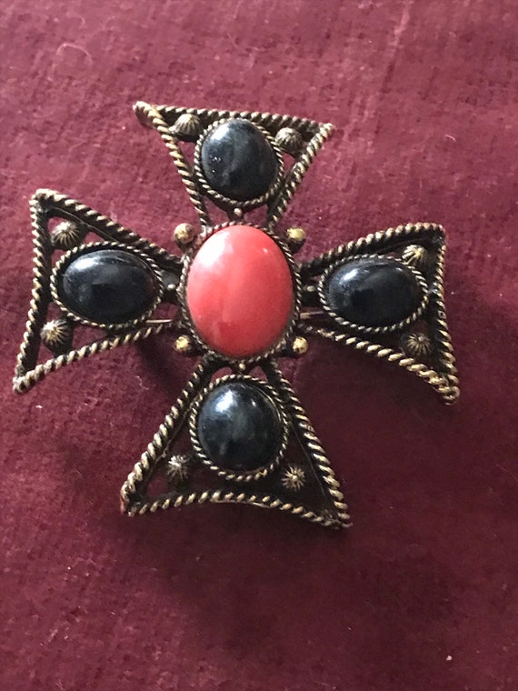 Vintage Maltese Cross Brooch• Vintage Jewelry • Vi