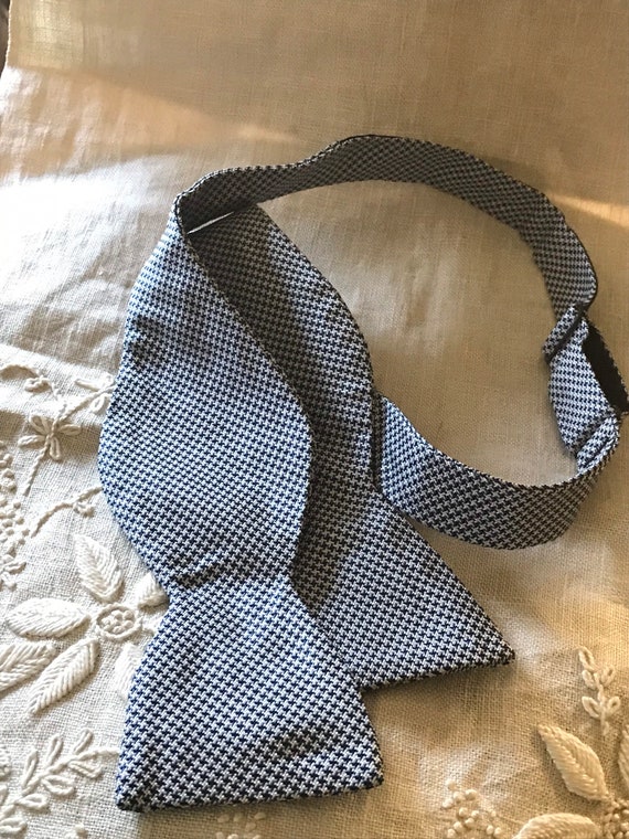 Vintage String BowTie/ Adjustable String BowTie/ … - image 1