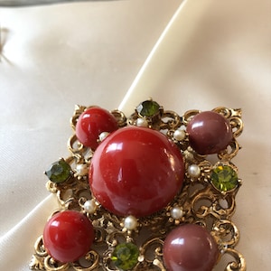 Vintage Jewelry / Vintage Brooch /60&#39;s Costume Jewelry Pin / Vintage Costume Jewelry