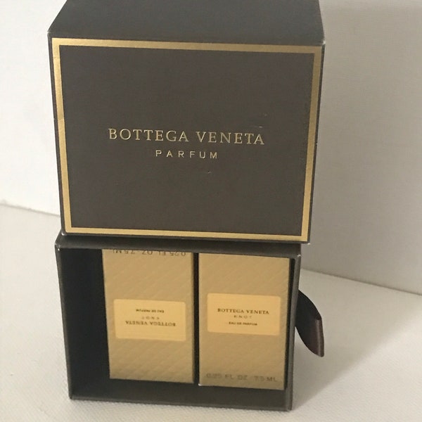 Perfume Bottega Veneta • 2 . Botellas de 25 fl Oz de Knot •