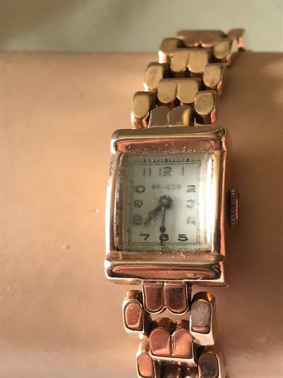 Solid Rose Gold Vintage Wristwatch / 14kt Rose Gol