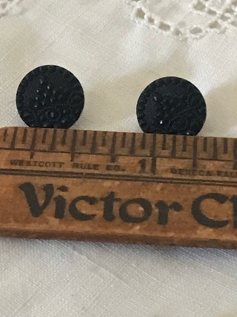 Antique Buttons Lot•carved Black Jet Buttons•lot of 5 Small Carved ...