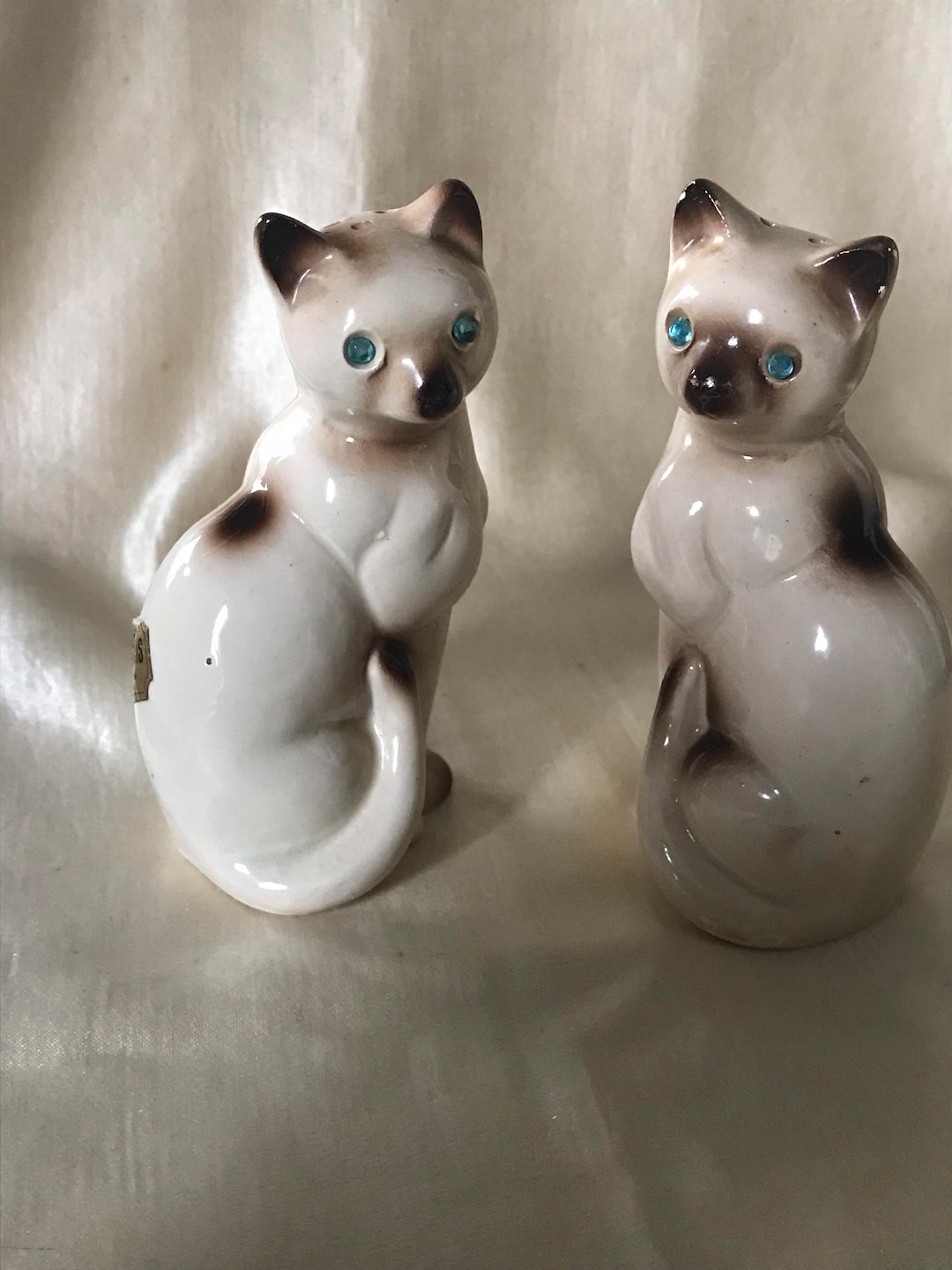 Vintage Salt & Pepper Shakers Siamese Cat Salt and Pepper Collectible