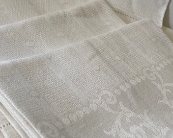 Vintage Linens • Linen  Damask Tea Towels• Antique Damask Towels• Home Decor• Bathroom Linen