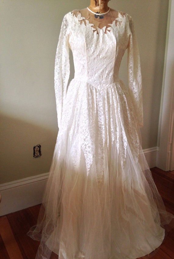 Vintage Wedding / 1950's Wedding Gown