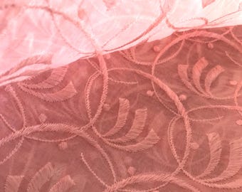Resto de tecido vintage/resto de organza bordada rosa