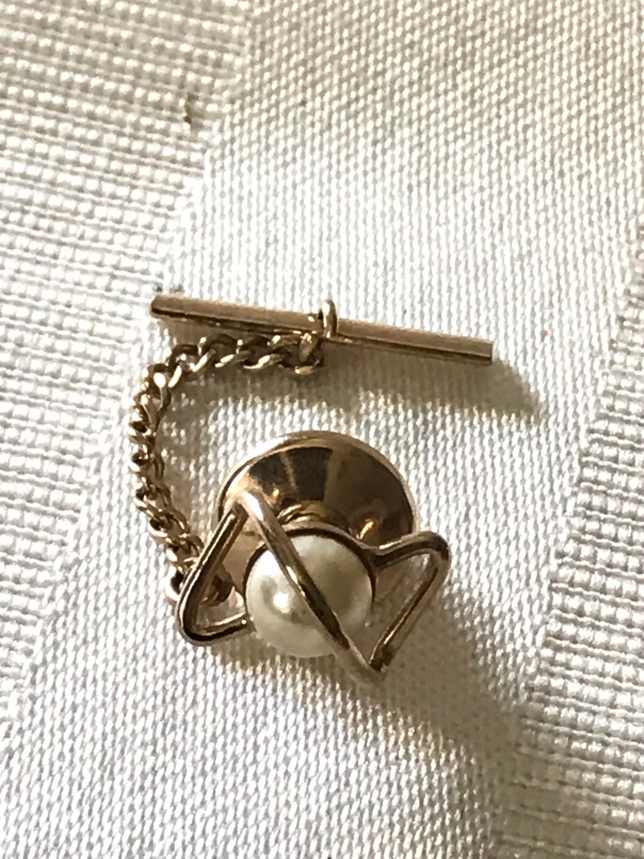 Vintage Tie Tac / 1960’s Faux Pearl Tie Tac / Vintage Necktie Jewelry/ Vintage Male Shirt Dressing