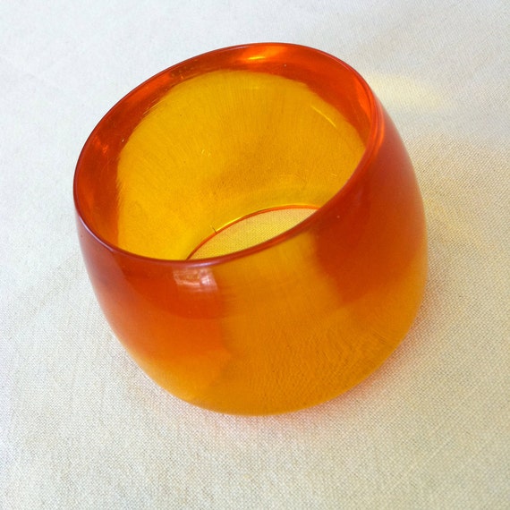 Vintage Lucite Costume Jewelry / Amber Colored  Lu