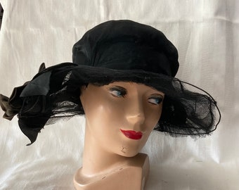 Chapéu vintage eduardiano • Chapéu formal em cetim de seda preto • Chapéu antigo • Chapéu feminino eduardiano • Chapéu antigo de colecionador • Acessórios femininos
