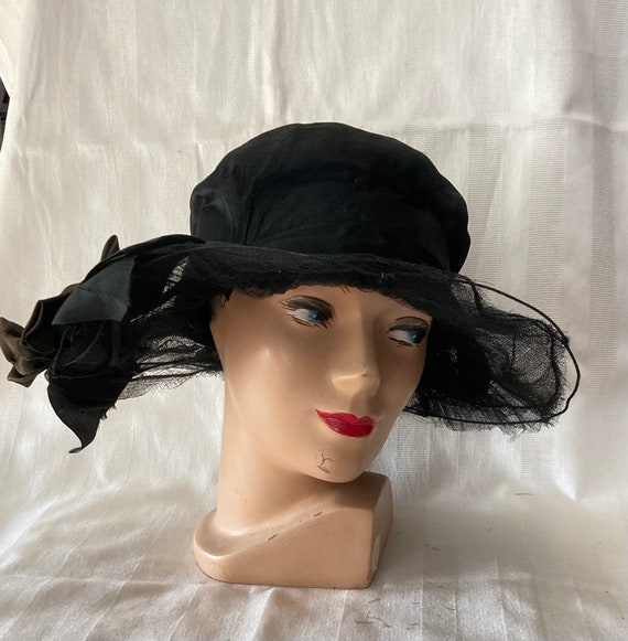 Vintage Edwardian Hat• Black Silk Satin Formal Hat• Antique  display picture 1