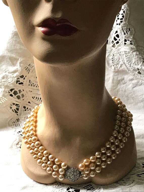 Vintage Jewelry / 3 Strand Quality Faux Pearl Nec… - image 7