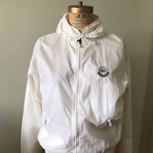 Men’s Outerwear/ Vintage 1980’s Izod Club Windbreaker/ White Nylon PGA Waterproof Golfing Jacket