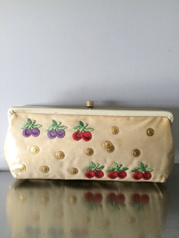 1950's Plastic Coated Linen Clutch Purse