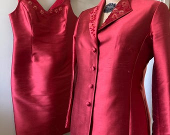Women’s 2 Pc. Suit• Dress &Jacket Suit• Holiday Suit• Silk 2 Pc. Suit• Beaded and Sequined Set• Formal 2 Pc Suit