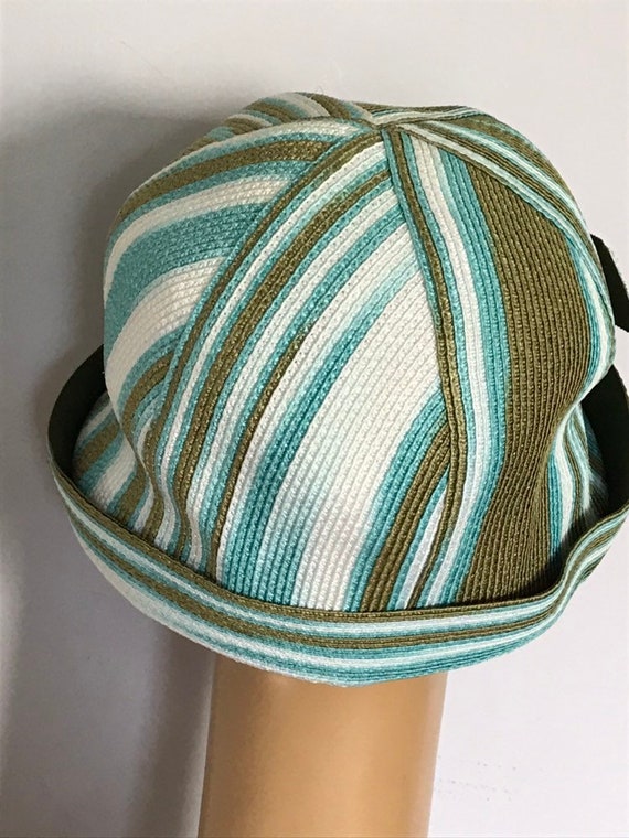 Vintage Straw Hat / Lilly Dache Straw Cloche -Pillbox… - Gem display picture 3