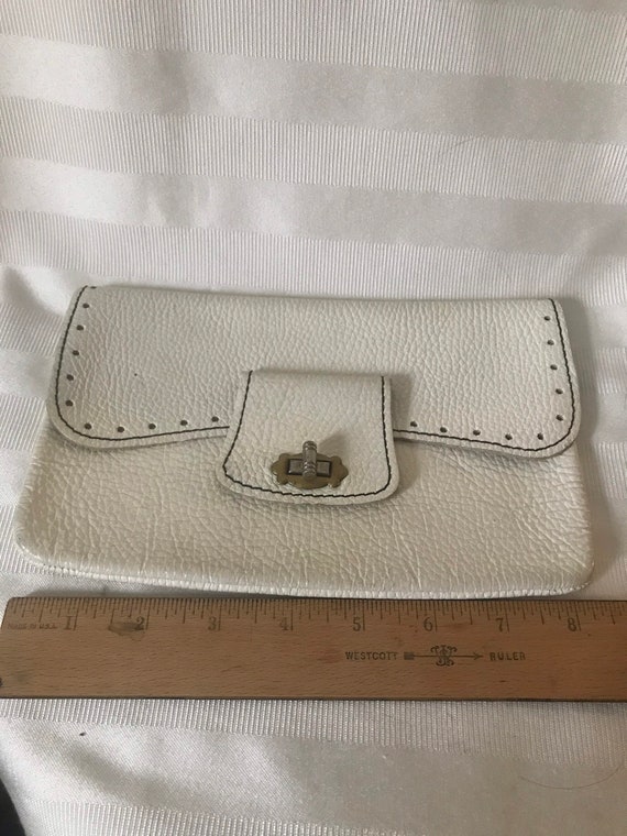 Vintage Clutch Pouch / 1960’s White Pebble Leathe… - image 6