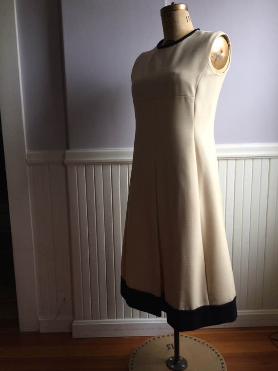 Women's Vintage Clothing / 1970's Empire Waist Kni