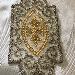 Garniture d&#39;appliqués de fil de métal antique • 11 appliqués de fil de métal de dentelle • Fournitures vestimentaires anciennes • Projet de couture • Fournitures de couture