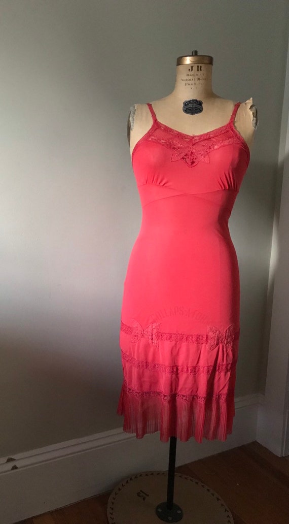 Vintage Lingerie / 1950's Red Nylon Full Slip / Re