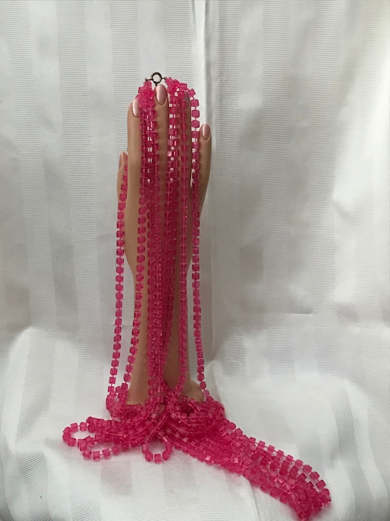 Vintage Plastic Cube Mardi Gras Beads / Hot Pink 4