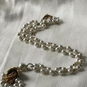 Women's Vintage Costume Jewelry / Pearl Tassel Necklace