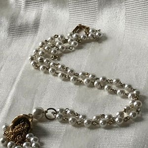 Women's Vintage Costume Jewelry / Pearl Tassel Necklace image 1