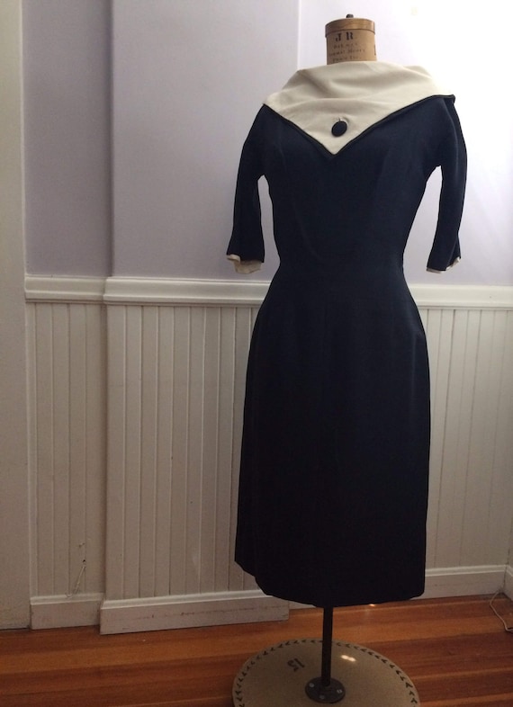 Vintage 1950's / 60's Suzy Perette Silk Sheath Dre