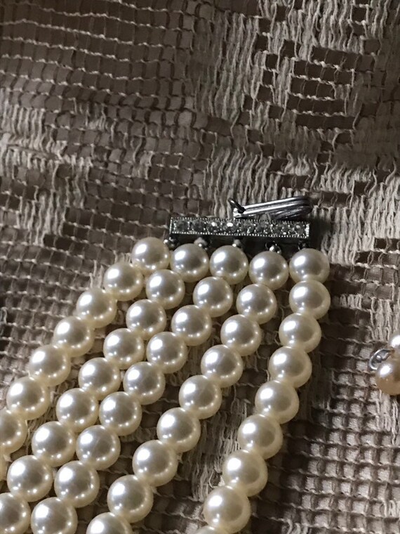 Vintage Jewelry / Faux Pearl 5 Strand Beaded Neck… - image 10
