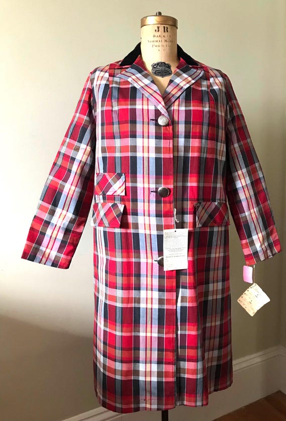 Vintage Raincoat / 1960’s -70’s Waterproof Raincoat/ 100 % Cotton Raincoat / Cotton Plaid Raincoat/ Vintage Rainwater