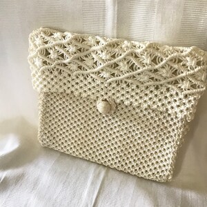 Vintage Macrame Purse / 1970’s Macrame Clutch Handbag/ BoHo Hippie Purse / 70’s Accessories