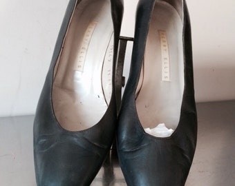 SALE Reduced / Women's Accessories /1980's Vintage Perry Ellis Teal Leather Pumps / 80's Leather Small Heel Pumps / Classic Perry Ellis Pump