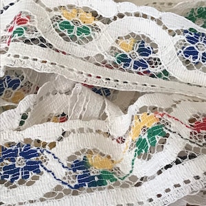 Artículos de costura vintage / Adornos de encaje / Adornos de encaje multicolor • Borde / Artículos para manualidades