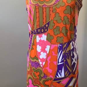 Vintage 1960’s Nylon Polyester Sheath Dress