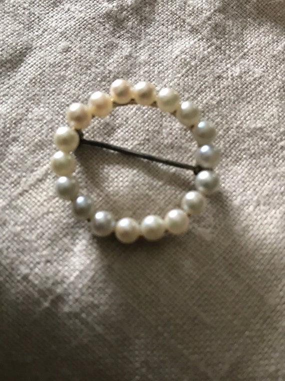 Vintage Pearl Circle Pin • Costume Jewelry • Sign… - image 1