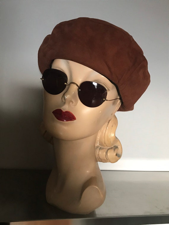 Women’s Accessories/ Suede Beret / Vintage Suede B