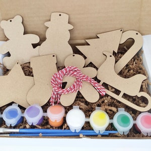 8 Christmas Shapes Blank Ornaments, Paint Your Own, Kids Crafts DIY Kit, Paint Wood Kit, Christmas Gift Idea