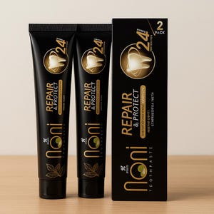 Peut inclure: Deux tubes noirs et une boîte rectangulaire assortie de dentifrice Noni Repair & Protect. L'emballage présente du texte doré, un graphique de dent et une étiquette 24 heures. La boîte est marquée comme un pack de 2, contenant deux tubes.