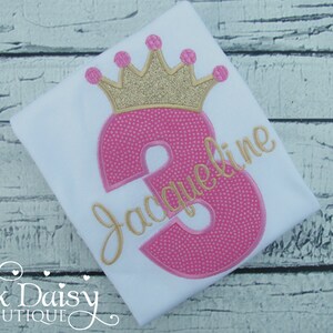 Chemise princesse or rose vif chemise anniversaire princesse royale chemise avec appliqué rose et or chemise premier anniversaire chemise troisième anniversaire image 1