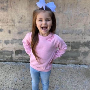Kids Monogrammed Collar Sweatshirt - Crewneck Sweatshirt with Name on Collar - Chain Stitch - Personalized Sweat Shirt - Embroidered Sweater image 8