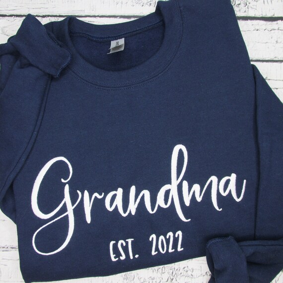 Grandma Sweatshirt Embroidered - Custom Text - Grandma Sweatshirt 2023 - Comfort Colors - Grandma Gift - Crewneck Sweatshirt - Established Il_570xn